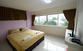 Happy Inn 2